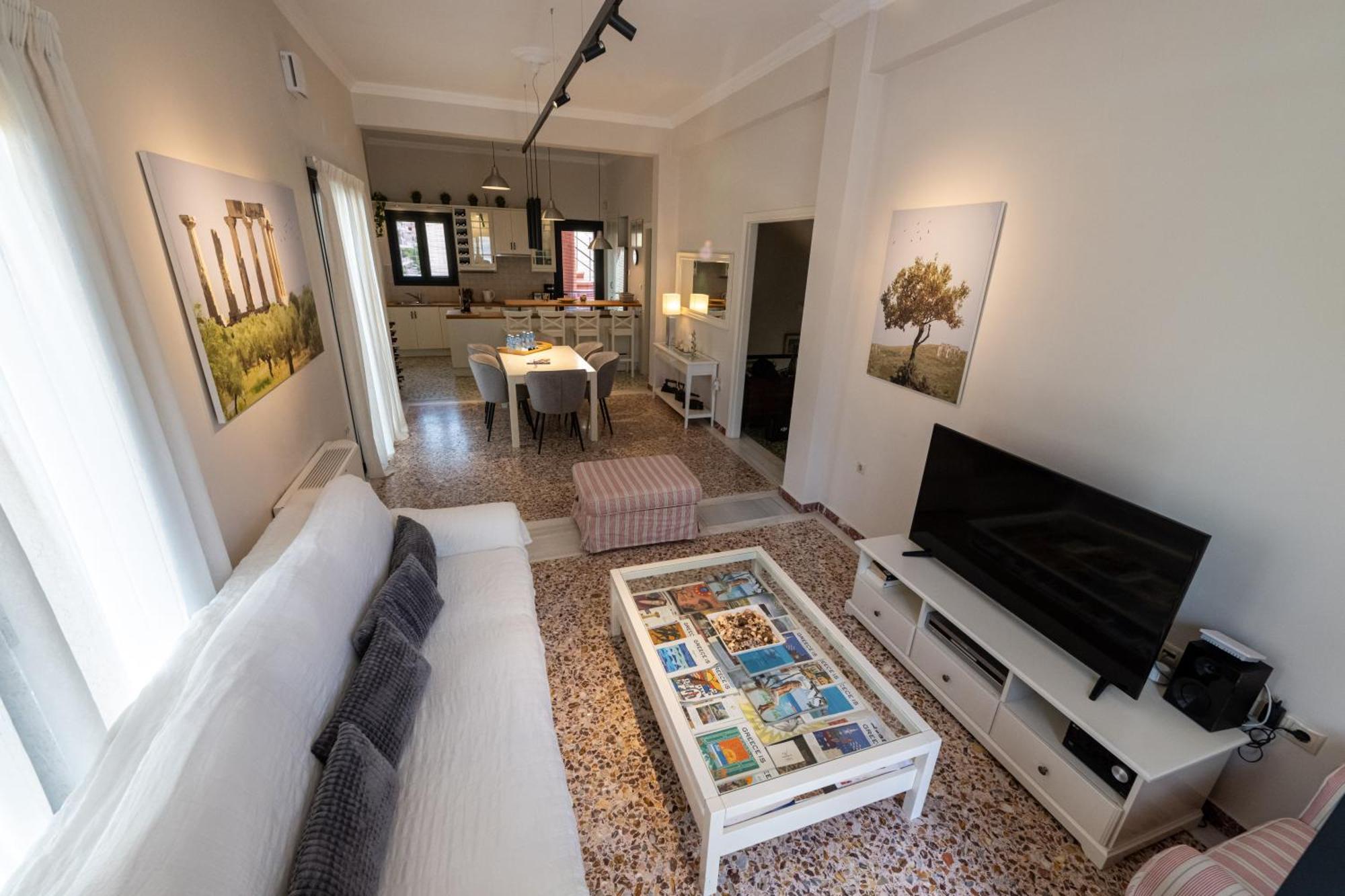 The Mansion - Kalamata Mediterranean Villas Buitenkant foto