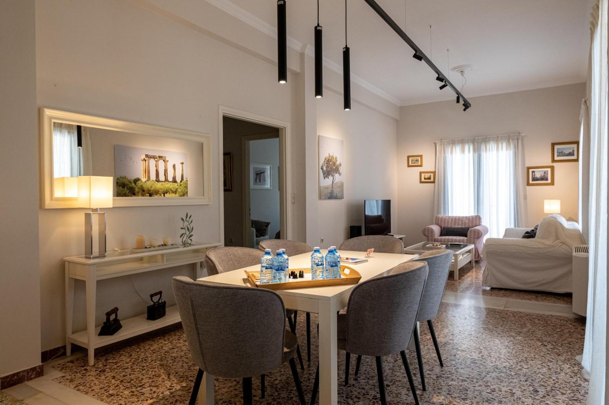 The Mansion - Kalamata Mediterranean Villas Buitenkant foto