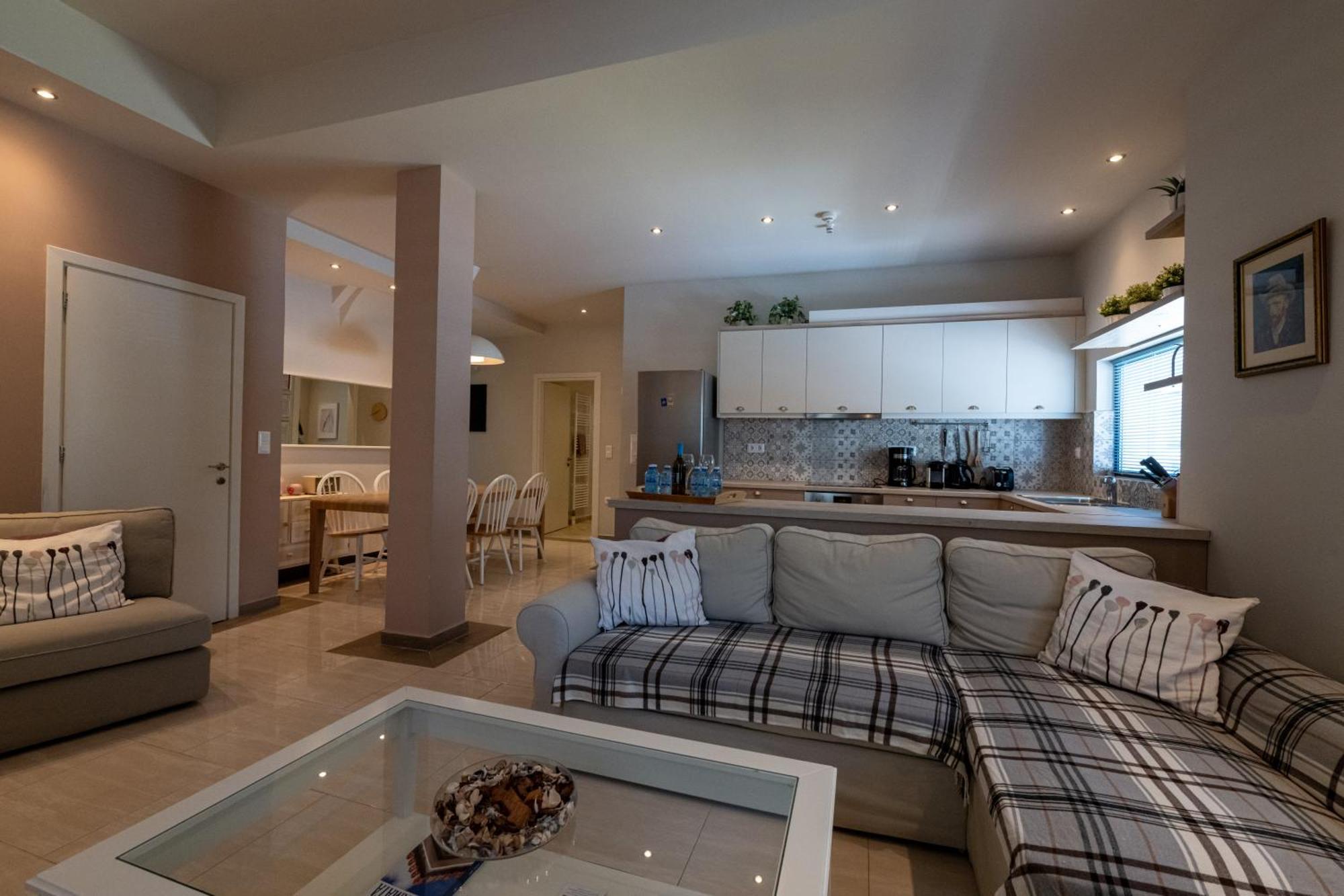 The Mansion - Kalamata Mediterranean Villas Buitenkant foto