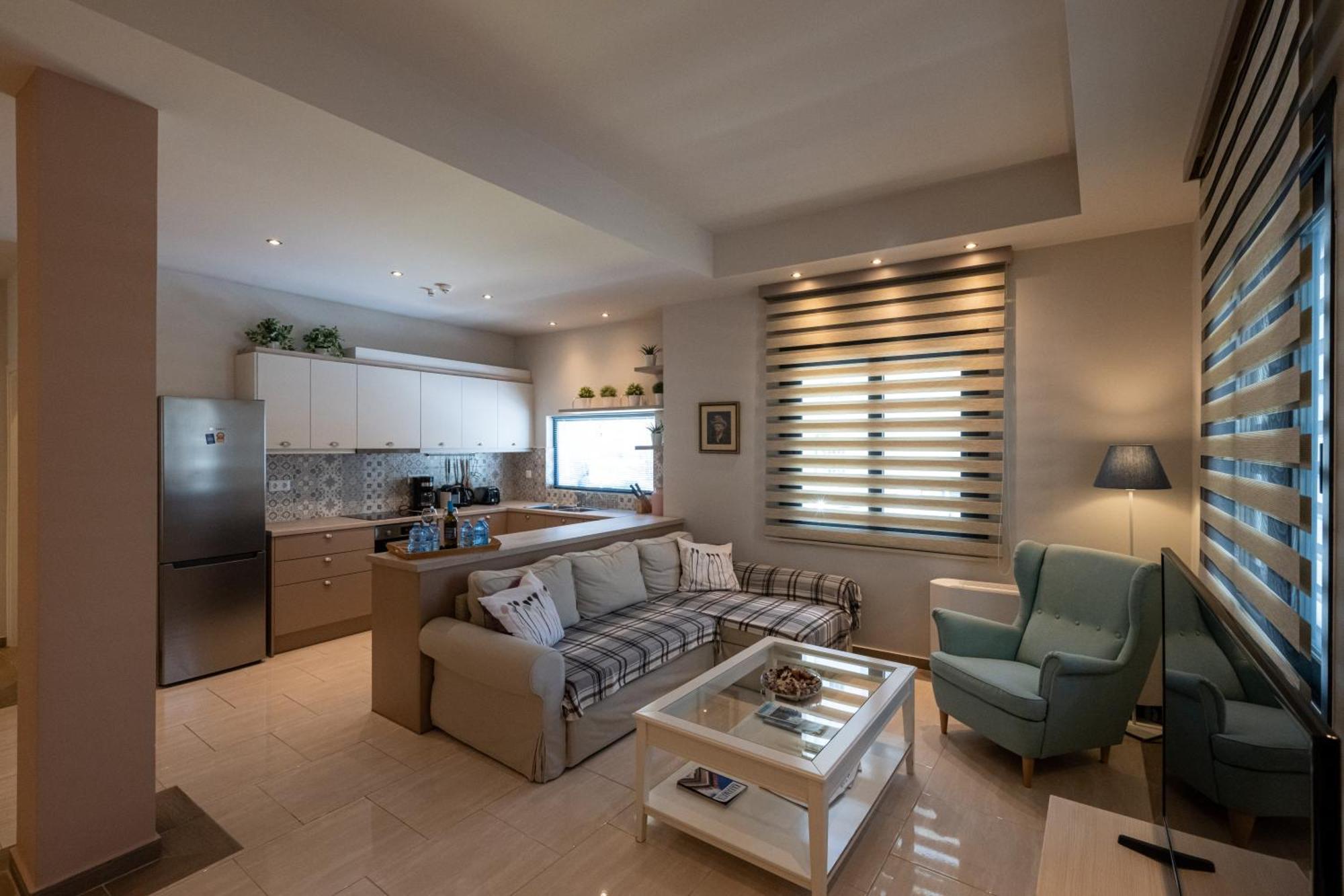 The Mansion - Kalamata Mediterranean Villas Buitenkant foto